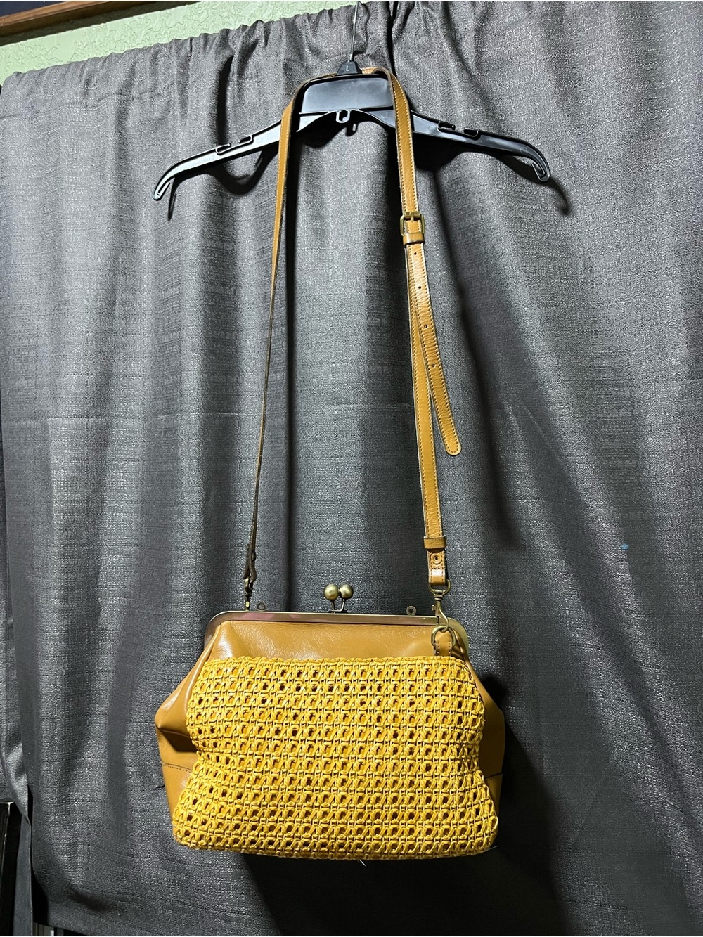 Patricia Nash Canisi Looped Weave Satchel women’s Leather Kiss Lock Bag Purse